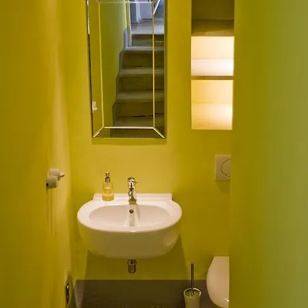 Sasso Al Melo - Ferienhaus *