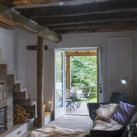 Sasso Al Melo - Ferienhaus *