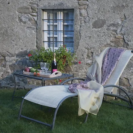 Sasso Al Melo - Ferienhaus *