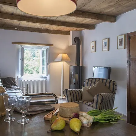 Sasso Al Melo - Ferienhaus *